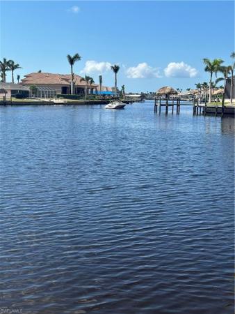 Bimini Place, 302 Tudor Dr #5, Cape Coral, Florida 33904, image 1