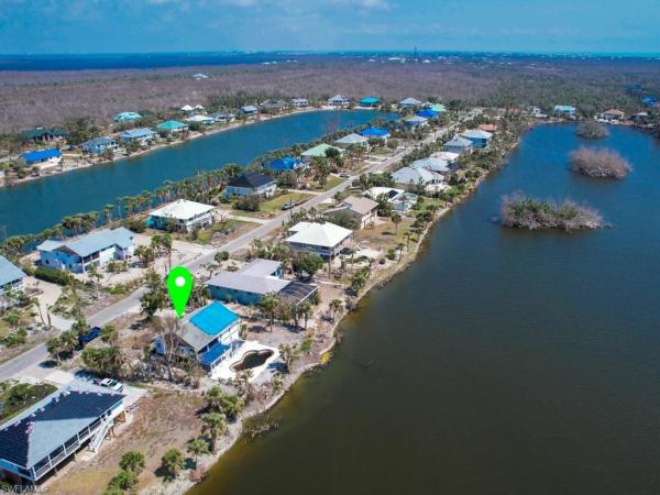 Murex Lakes, 3301 Twin Lakes Ln, Sanibel, Florida 33957, image 1