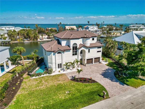 Sanibel Isles, 1520 Angel Dr, Sanibel, Florida 33957, image 1
