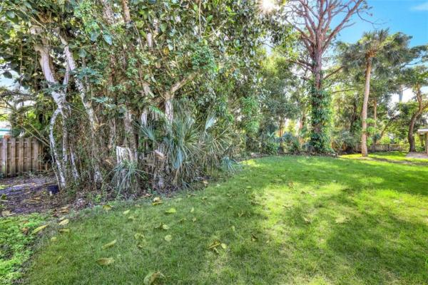 Heitmans, 10004 Connecticut St, Bonita Springs, Florida 34135, image 1