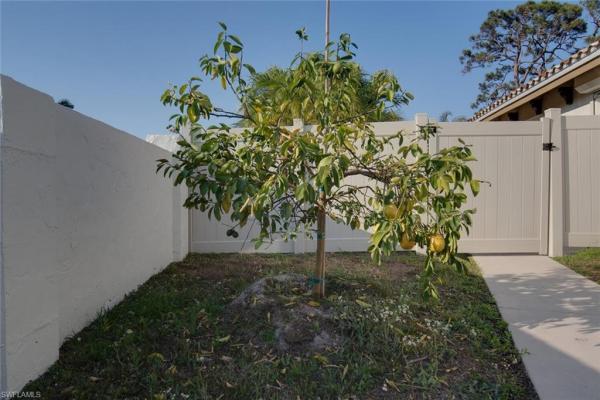 Town & River, 13750 Mcgregor Blvd, Fort Myers, Florida 33919, image 1