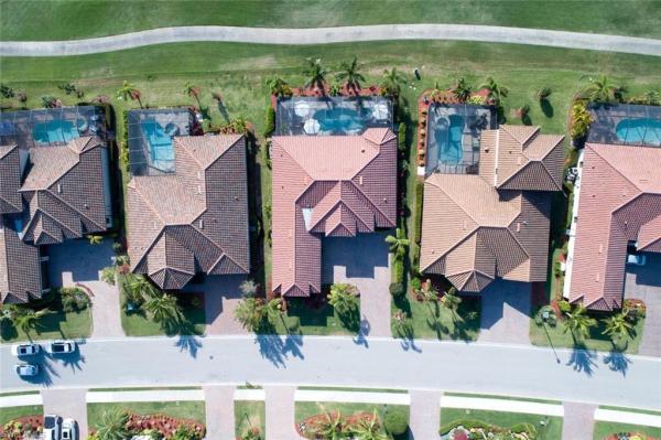 Bonita National Golf & Country Club, 28720 Cavan Ct, Bonita Springs, Florida 34135, image 2