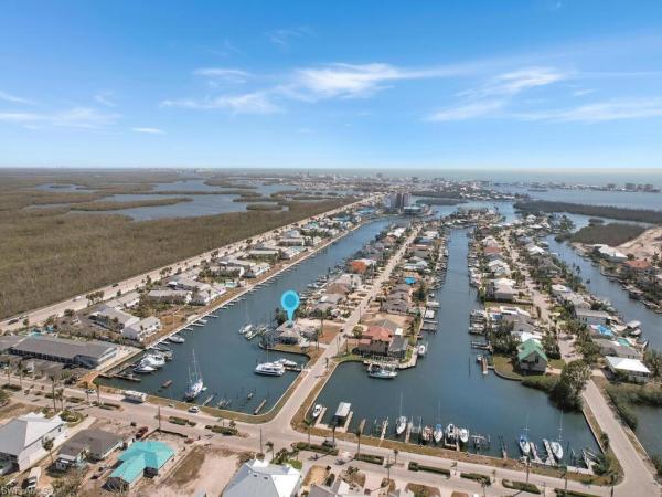 Siesta Isles, 18101 Cutlass Dr, Fort Myers Beach, Florida 33931, image 1