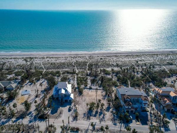 Chateaux Sur Mer, 4657 Rue Belle Mer, Sanibel, Florida 33957, image 1