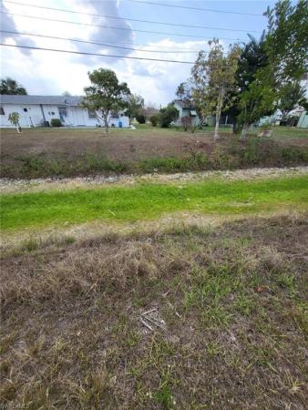 Wedgewood, 320 Dellwood Ave, Lehigh Acres, Florida 33936, image 1