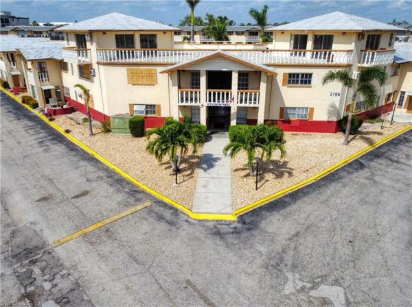 Windsor West, 3706 Broadway #6, Fort Myers, Florida 33901, image 1