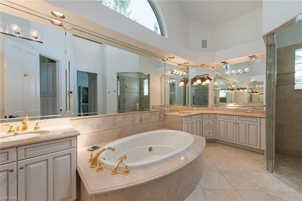 Vizcaya At Bay Colony, 8201 Via Vecchia, Naples, Florida 34108, image 1