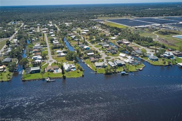 River Oaks, 2171 Waylife Ct, Alva, Florida 33920, image 1