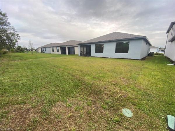 Enclaves At Eagle Landing, 10820 Firebush Cir, North Fort Myers, Florida 33917, image 1