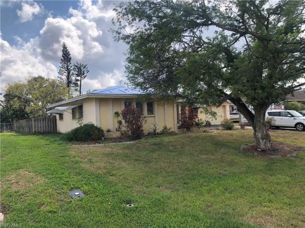 Cape Coral Residential, 4527 10th Pl, Cape Coral, Florida 33904, image 1