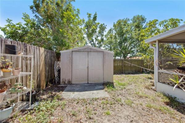Bowling Green, 1752 South Dr, Fort Myers, Florida 33907, image 1