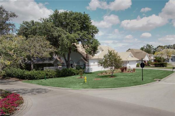 Oakmont At Pelican Bay, 805 Pineside Ln, Naples, Florida 34108, image 1