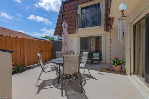 Hamlet, 1418 Park Shore Cir #4, Fort Myers, Florida 33901, image 1