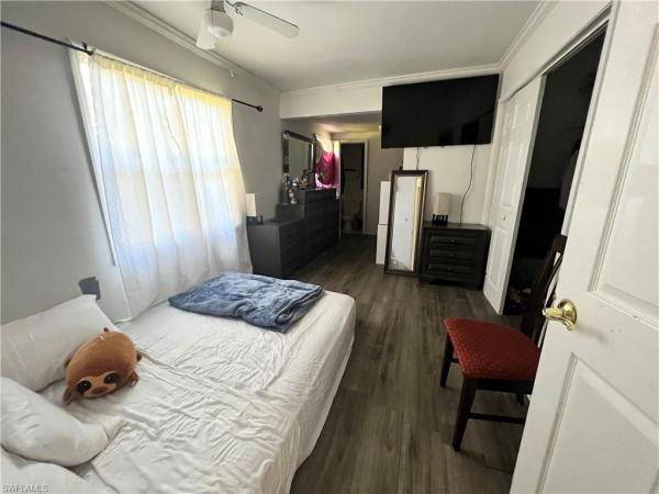 Naples Manor, 5222 Sholtz St, Naples, Florida 34113, image 1