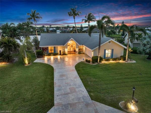 Vanderbilt Lakes, 28341 Winthrop Cir, Bonita Springs, Florida 34134, image 1