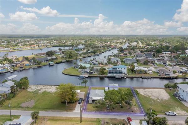 Fort Myers Shores, 2102 Barbados Ave, Fort Myers, Florida 33905, image 1