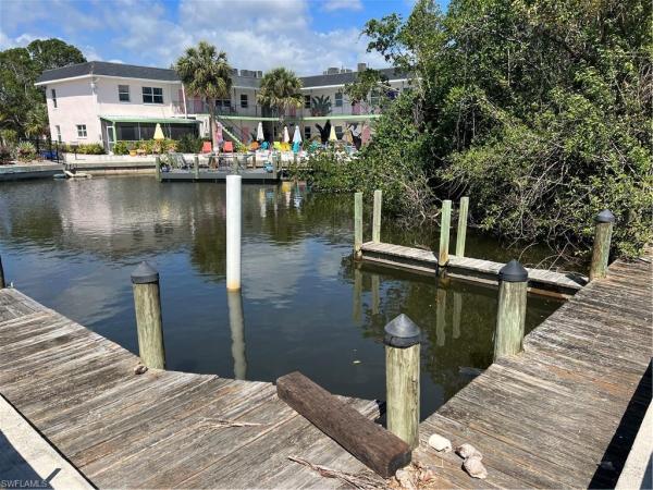 Gulf Shores, 2831 Gulfview Dr., Naples, Florida 34112, image 1