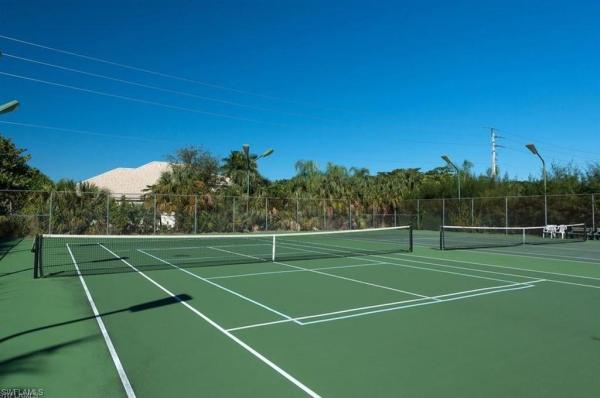Stella Del Mar Townhouses, 15095 Stella Del Mar Ln, Fort Myers, Florida 33908, image 1