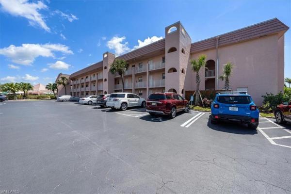 Turtle Lake Golf Colony, 175 Turtle Lake Ct #301, Naples, Florida 34105, image 1