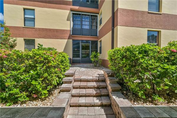 Whiskey Creek 2, 6146 Whiskey Creek Dr #708, Fort Myers, Florida 33919, image 1