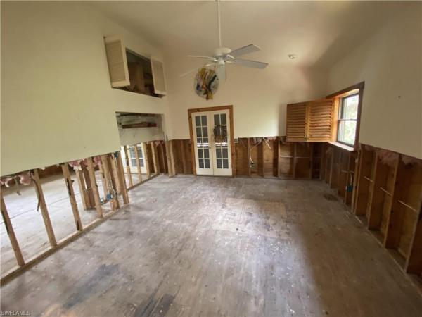 Heitmans, 27254 Tennessee St, Bonita Springs, Florida 34135, image 1