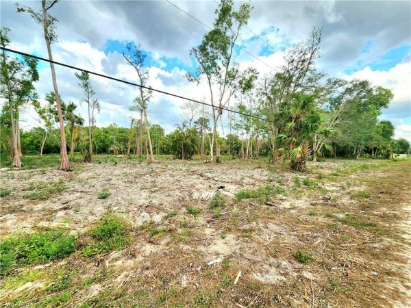 Golden Gate Estates, 5771 Cedar Tree Ln, Naples, Florida 34116, image 1