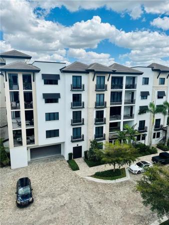 Naples Square, 1035 S 3rd Ave #521, Naples, Florida 34102, image 1