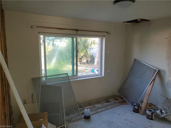 Beach Estates, 211 Fairweather Ln, Fort Myers Beach, Florida 33931, image 1