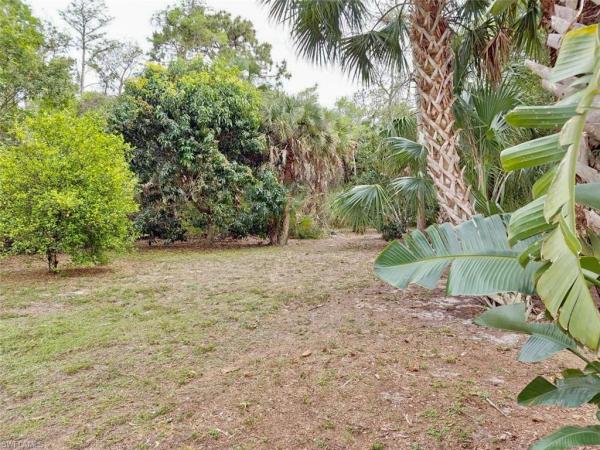 Logan Woods, 6180 Dogwood Way, Naples, Florida 34116, image 1