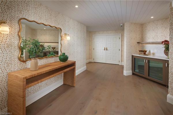 Le Parc At Park Shore, 4951 N Gulf Shore Blvd #1803, Naples, Florida 34103, image 1