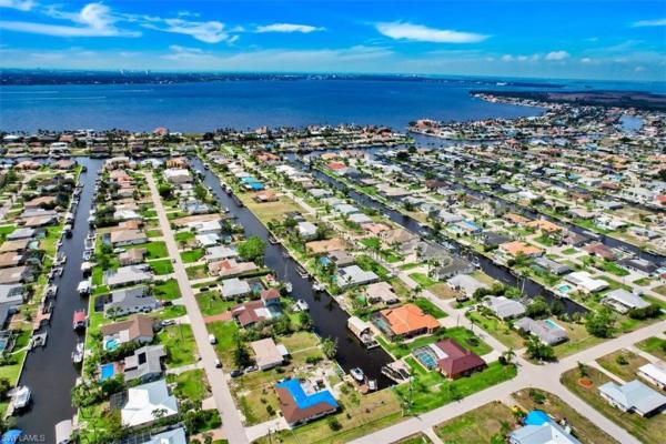 Yacht Club, 5308 Darby Ct, Cape Coral, Florida 33904, image 1