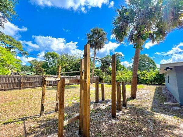 Coconut Grove At Olde Naples, 3979 N Coconut Cir, Naples, Florida 34104, image 1