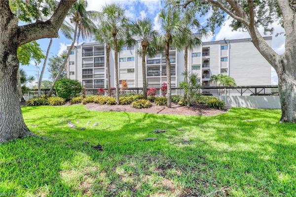 Centre Court, 2121 Collier Ave #516, Fort Myers, Florida 33901, image 1