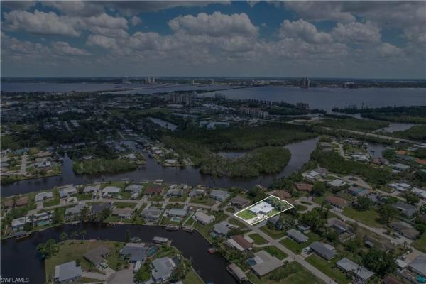 Blue Water Shores, 463 Grenier Dr, North Fort Myers, Florida 33903, image 1
