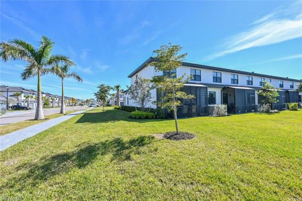 Vanderbilt Reserve, 7597 Carnegie Way, Naples, Florida 34119, image 1