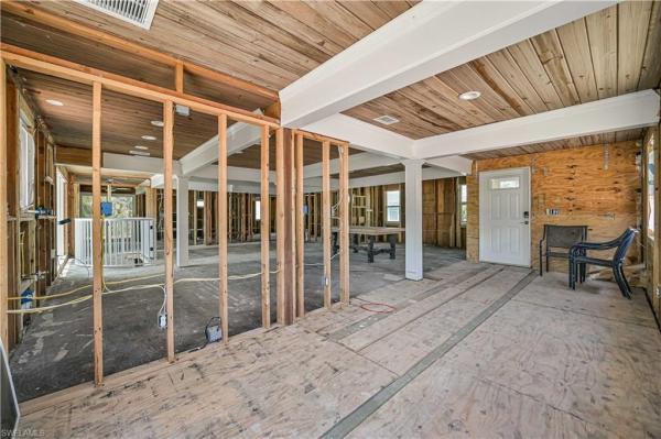 Gulf View Plaza, 141 Coconut Dr, Fort Myers Beach, Florida 33931, image 1