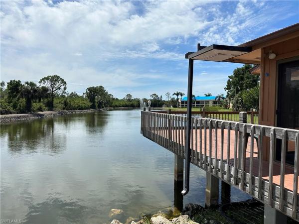 Arbor Lakes, 5713 Foxlake Dr #5, North Fort Myers, Florida 33917, image 1