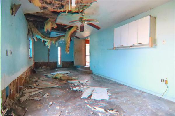 Pine Manor, 1904 Palm Dr, Fort Myers, Florida 33907, image 1