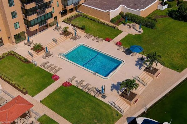 The Madrid Club, 3430 N Gulf Shore Blvd #5B, Naples, Florida 34103, image 1