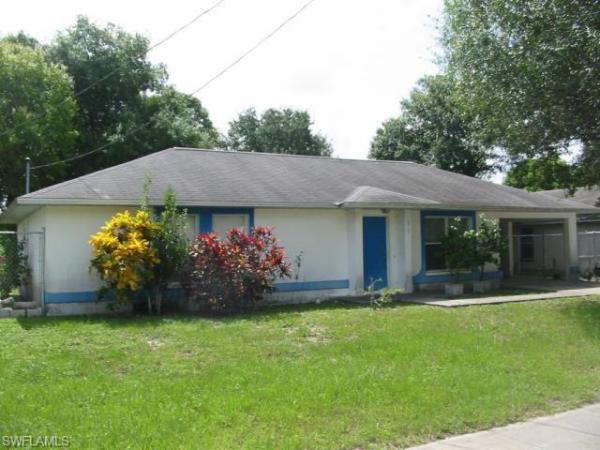 1915 Velasco St, Fort Myers, Florida 33916, image 1
