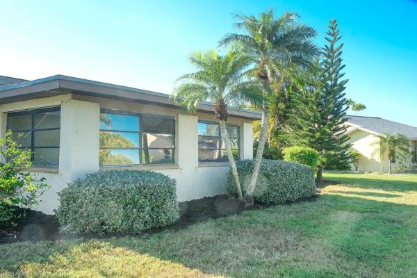 Shenandoah Estates, 4265 Molokai Dr #9, Naples, Florida 34112, image 1