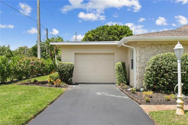 Cocohatchee Club At Palm River Estates, 513 Palm View Dr #20, Naples, Florida 34110, image 1