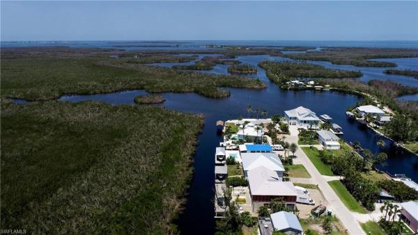 Lobean, 7821 Barrancas Ave, Bokeelia, Florida 33922, image 1