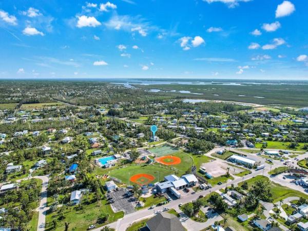 Pine Island Center, 10656 Russell Rd, Bokeelia, Florida 33922, image 1
