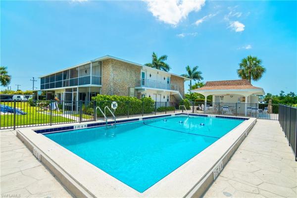 Tarpon Village, 330 Kon Tiki Dr #B4, Naples, Florida 34113, image 1