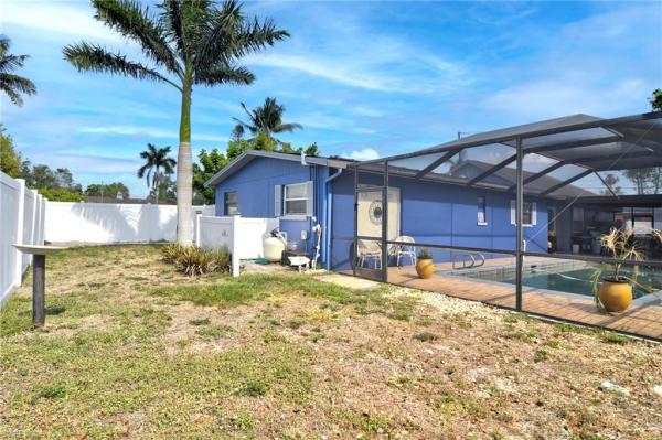 Rainbow Groves, 390 Rosemont Dr, Fort Myers, Florida 33916, image 1