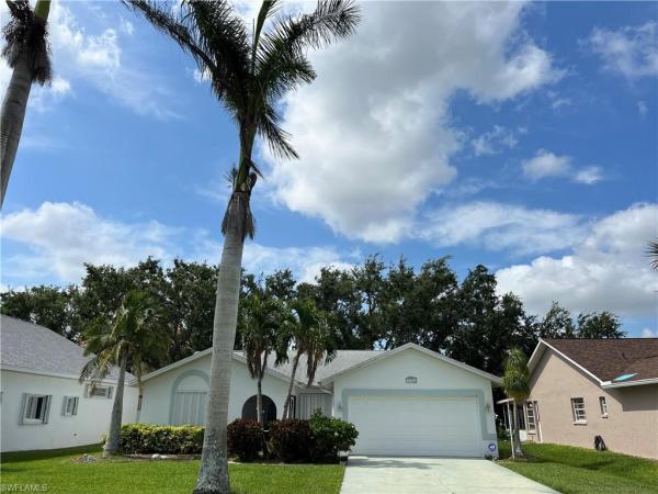 Sabal Springs Golf & Racquet Club, 3354 Clubview Dr, North Fort Myers, Florida 33917, image 2