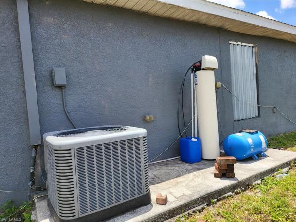 Cape Coral Residential, 2118 22nd Pl, Cape Coral, Florida 33909, image 1
