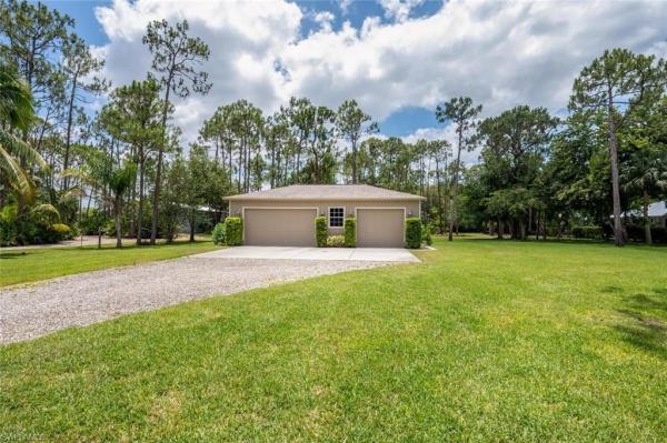 Coach House, 2832 Coach House Ln, Naples, Florida 34105, image 1
