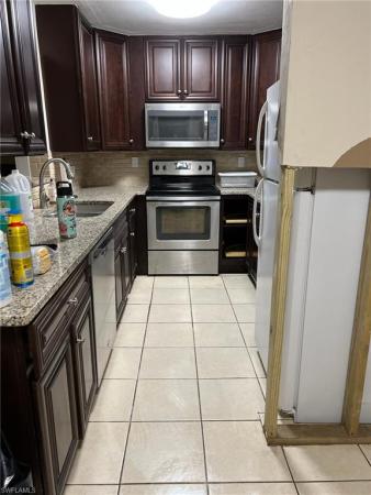Bend Of Whiskey Creek, 1045 Sumica Dr, Fort Myers, Florida 33919, image 1